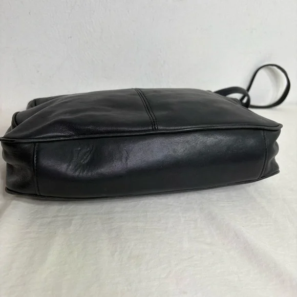 ETIENNE AIGNER Vintage Embossed Big Logo Minimalist Leather Crossbody Bag Purse - Picture 6 of 16